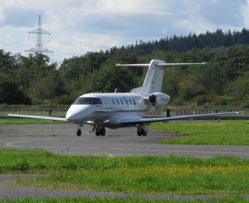 SmallAircraft-D-CFGT-08
