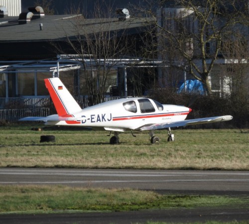 SmallAircraft-D-EAKJ-05