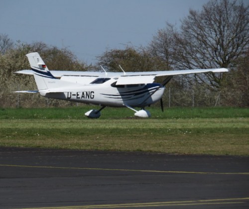 SmallAircraft-D-EANG-02