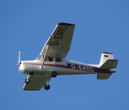 SmallAircraft-D-EATC-02