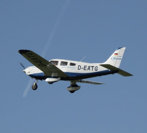 SmallAircraft-D-EATG-06