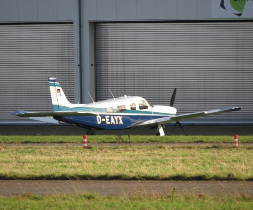 SmallAircraft-D-EAYX-02