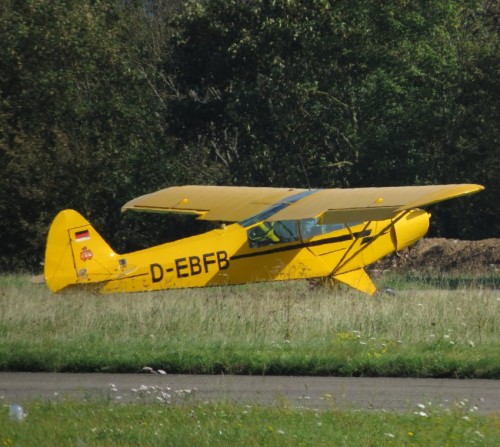 SmallAircraft-D-EBFB-03