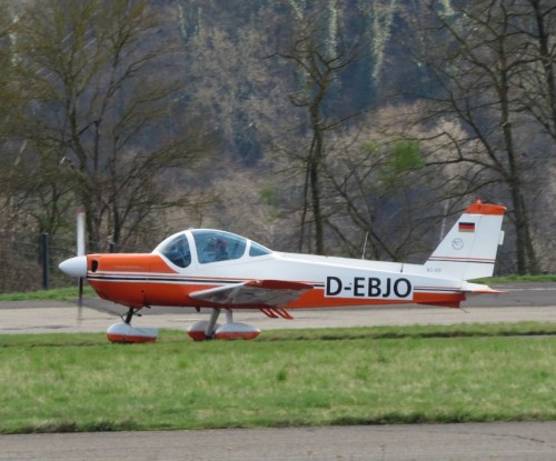 SmallAircraft-D-EBJO-03