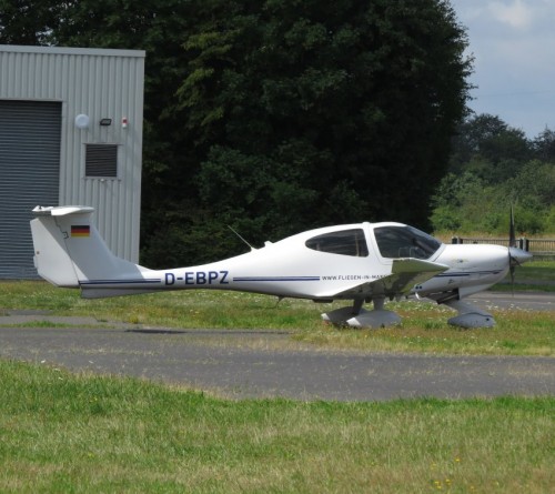 SmallAircraft-D-EBPZ-01