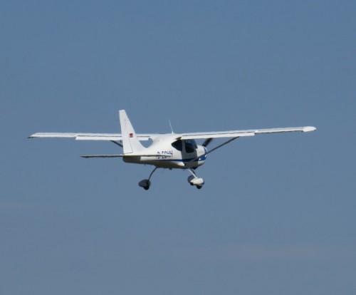 SmallAircraft-D-ECHH-02