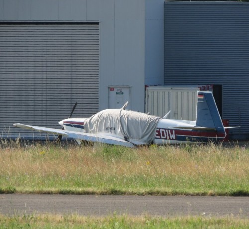 SmallAircraft-D-EDIW-01 (1)