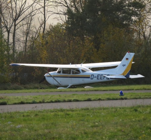 SmallAircraft-D-EEFQ-04