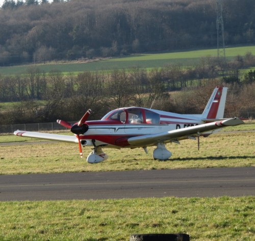 SmallAircraft-D-EERC-03