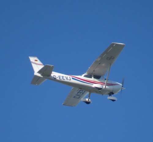SmallAircraft-D-EEVJ-04