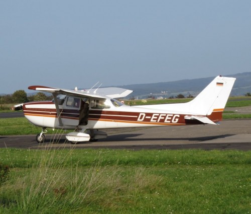 SmallAircraft-D-EFEG-03