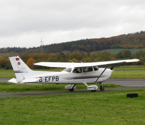 SmallAircraft-D-EFPB-06