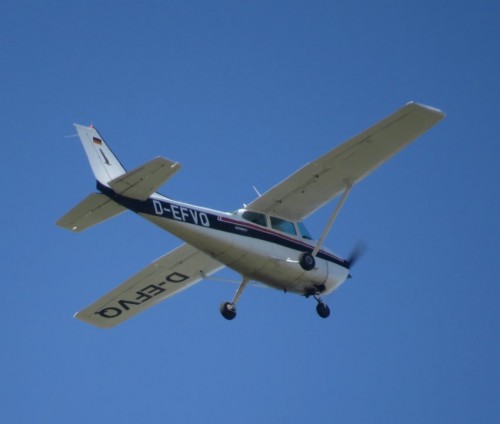 SmallAircraft-D-EFVQ-02