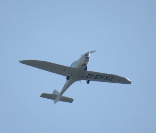 SmallAircraft-D-EFXZ-03