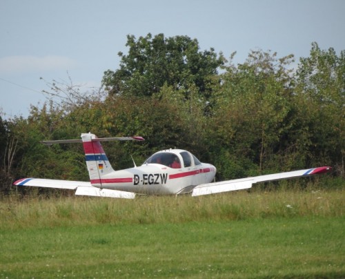 SmallAircraft-D-EGZW-03