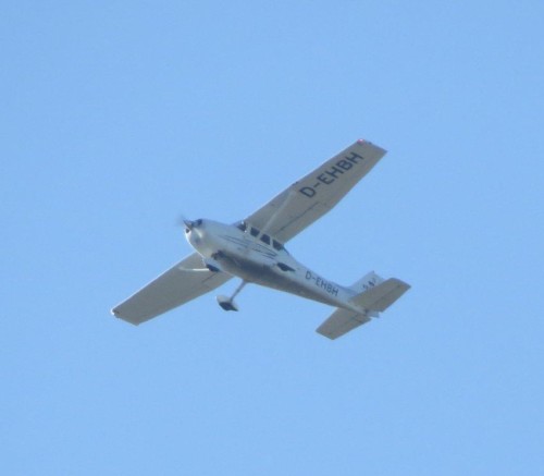SmallAircraft-D-EHBH-04