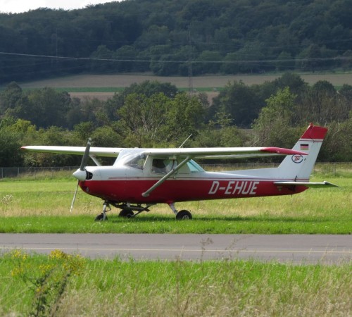 SmallAircraft-D-EHUE-02