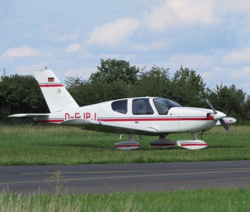 SmallAircraft-D-EJPJ-03