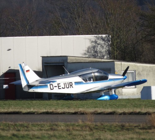 SmallAircraft-D-EJUR-01