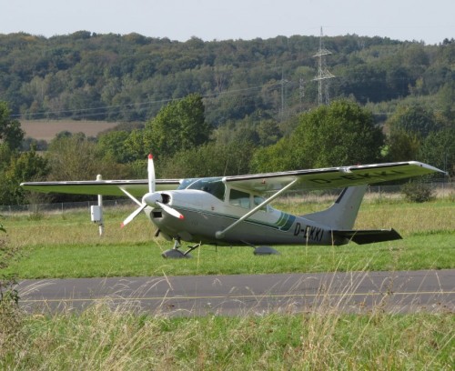 SmallAircraft-D-EKKI-01