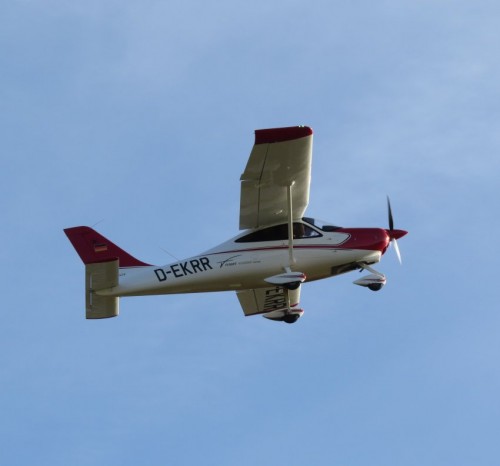 SmallAircraft-D-EKRR-01