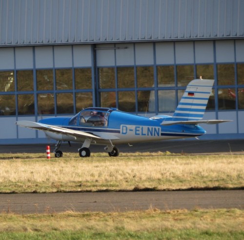 SmallAircraft-D-ELNN-09