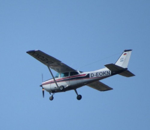 SmallAircraft-D-EOKN-01