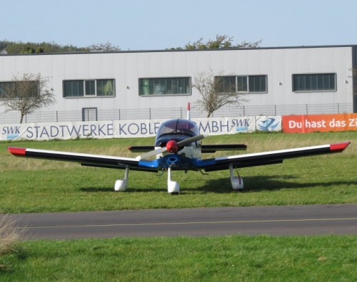 SmallAircraft-D-EPPK-02