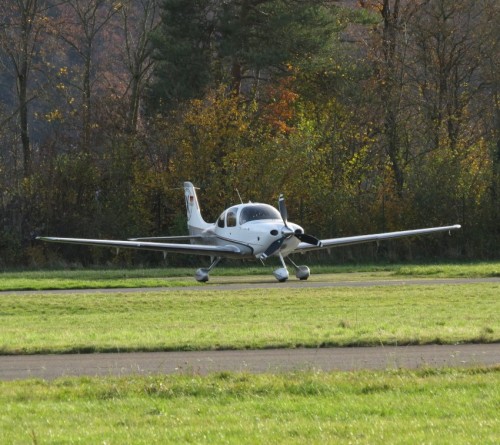 SmallAircraft-D-EPTK-03
