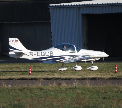 SmallAircraft-D-EQCB-02