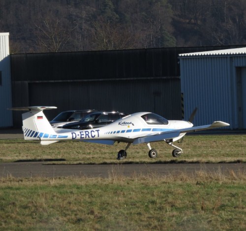 SmallAircraft-D-ERCT-03