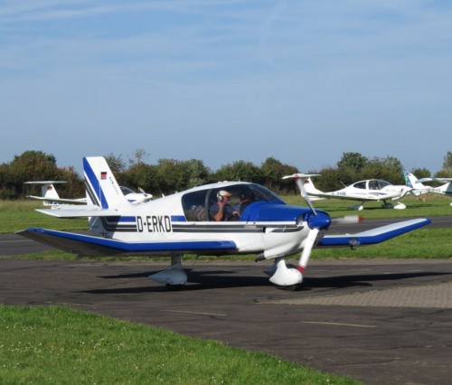SmallAircraft-D-ERKD-05