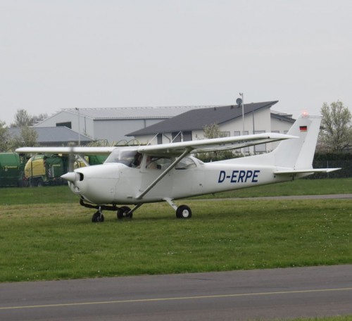 SmallAircraft-D-ERPE-02