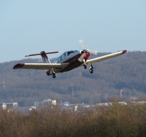 SmallAircraft-D-ERRK-04