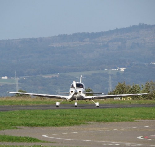 SmallAircraft-D-EUBB-02