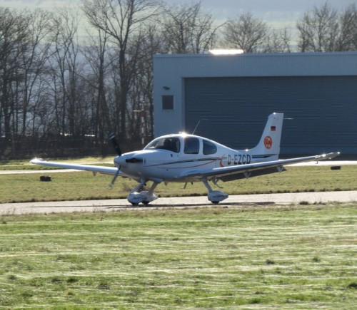 SmallAircraft-D-EZCD-04