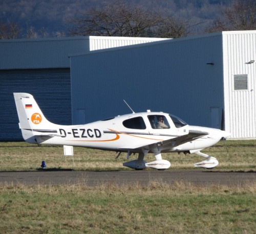 SmallAircraft-D-EZCD-05