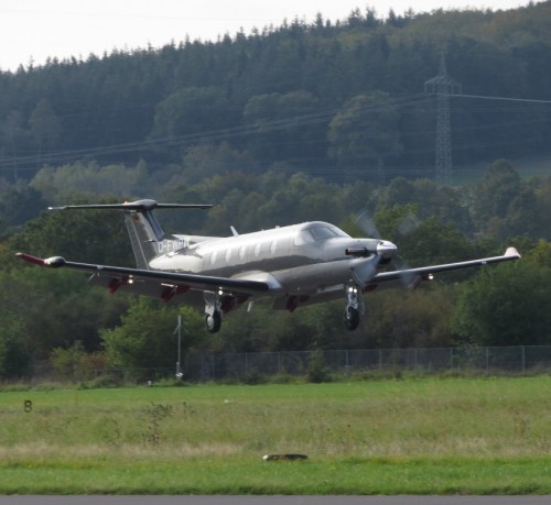 SmallAircraft-D-FWPW-12