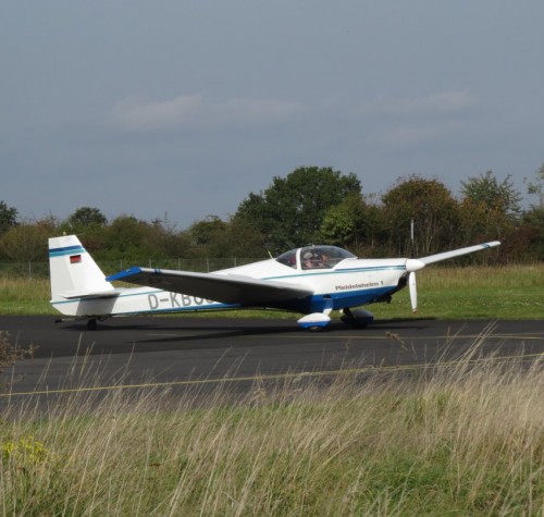 SmallAircraft-D-KBUU-01