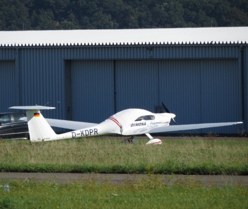 SmallAircraft-D-KDPR-01
