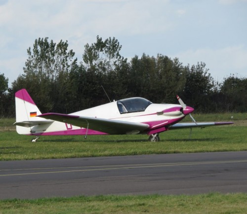 SmallAircraft-D-KIKI-02