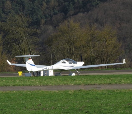 SmallAircraft-D-KLPS-02