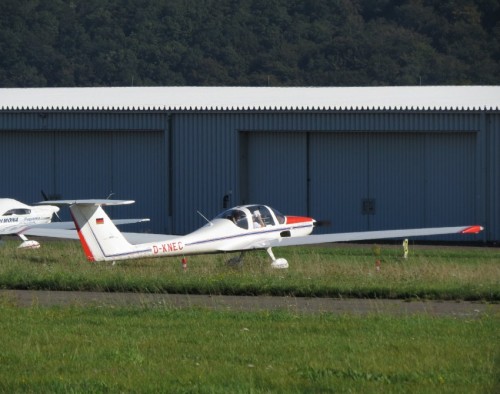 SmallAircraft-D-KNEC-03