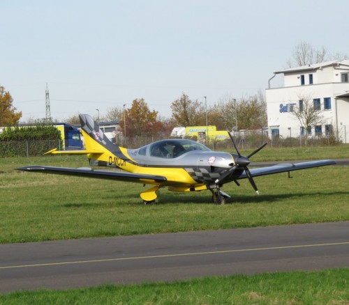 SmallAircraft-D-MCCH-03