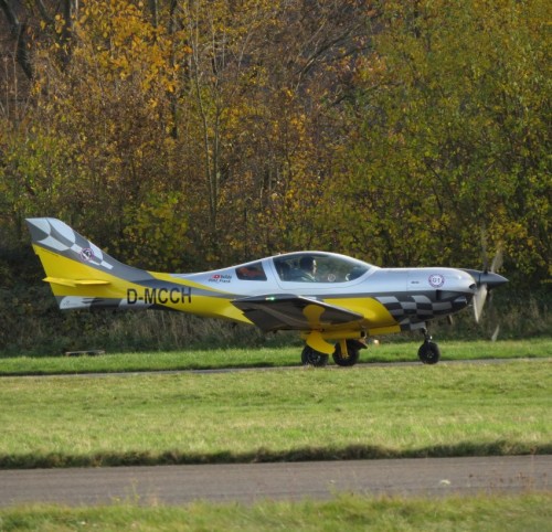 SmallAircraft-D-MCCH-04