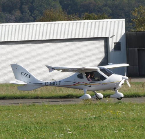 SmallAircraft-D-MDIF-01