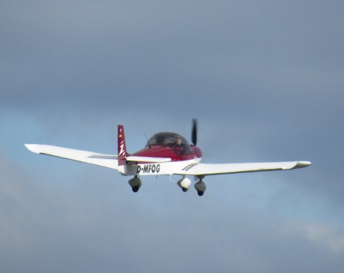 SmallAircraft-D-MFOG-04
