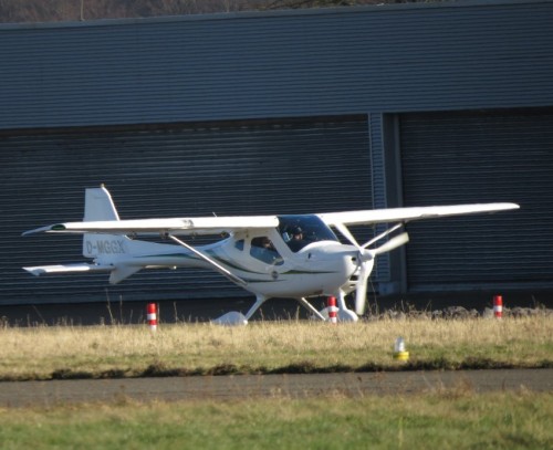 SmallAircraft-D-MGGX-02