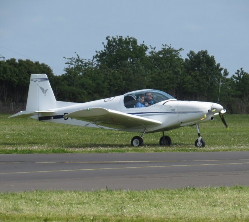SmallAircraft-D-MHKK-03
