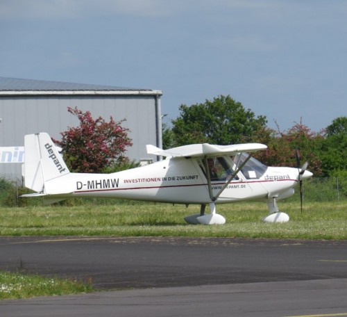 SmallAircraft-D-MHMW-02